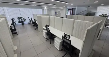 Office 1 324 m² in Limassol, Cyprus