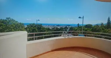 2 bedroom apartment in Benalmadena, Spain