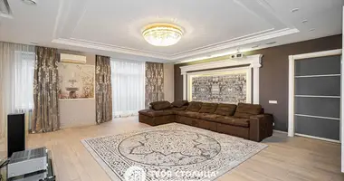 4 bedroom apartment in Minsk, Belarus