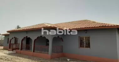 Дом 4 спальни в Sanyang, Гамбия