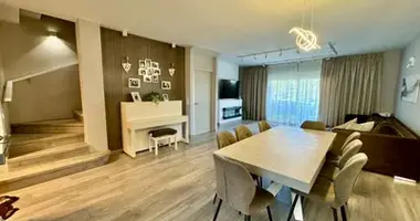 3 bedroom house in Estepona, Spain