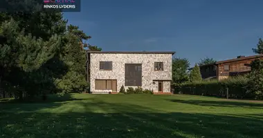 Maison dans Antaniskes, Lituanie