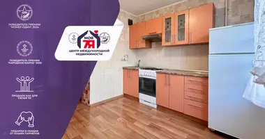 Apartamento 3 habitaciones en Saligorsk, Belarús