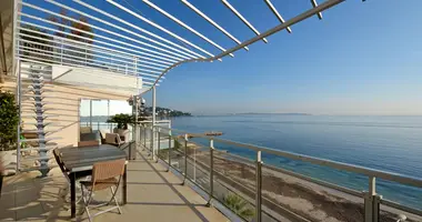 4 bedroom apartment in France