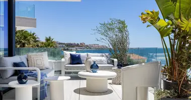 3 bedroom apartment in Estepona, Spain