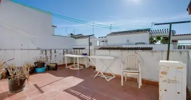 4 bedroom house in Dos Hermanas, Spain