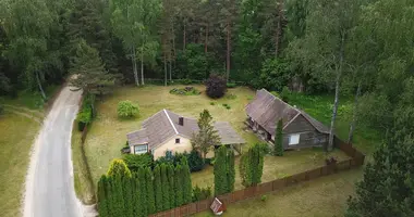 Casa en Svedriske, Lituania