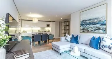 3 bedroom apartment in London, United Kingdom