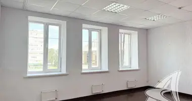 Pomieszczenie biurowe 28 m² w Brześć, Białoruś