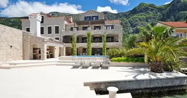Villa 7 chambres dans Risan, Monténégro