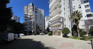 Квартира 3 комнаты в Коньяалты, Турция