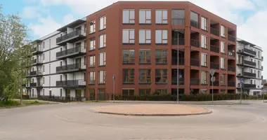 Mieszkanie 1 pokój w Warszawa, Polska