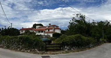 Hotel 500 m² in Omisalj, Kroatien