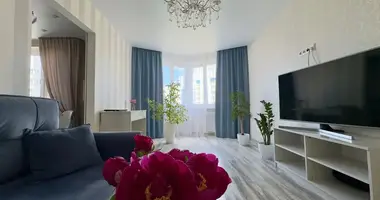 Apartamento 3 habitaciones en Minsk, Belarús