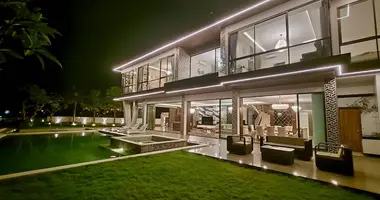 Villa 4 bedrooms in Jimbaran, Indonesia