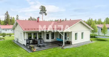 Dom 5 pokojów w Kuopio sub region, Finlandia