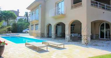 Villa in Castell dAro, Spanien