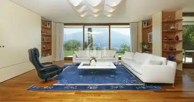 Villa 6 habitaciones en Nogaredo, Italia