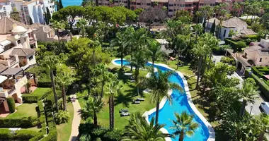 3 bedroom apartment in Marbella, Spain
