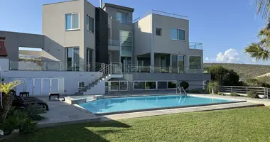 4 bedroom house in Demos Agiou Athanasiou, Cyprus