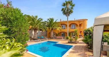 Willa w Armacao de Pera, Portugalia