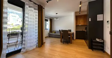 Apartamento 2 habitaciones en Becici, Montenegro