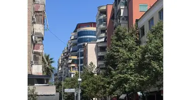 Gewerbefläche 61 m² in Albanien