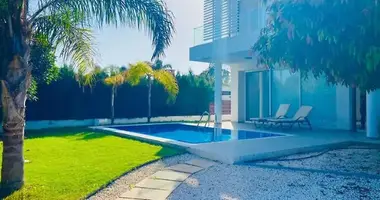 Mieszkanie 3 pokoi w Peyia, Cypr