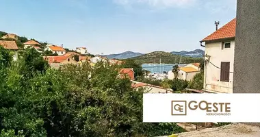 Maison dans Opcina Dezanovac, Croatie