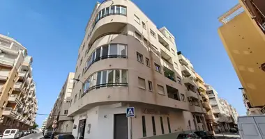 Apartamento 2 habitaciones en Torrevieja, Španjolska