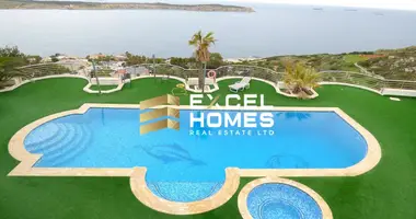 Villa 5 bedrooms in Mellieħa, Malta