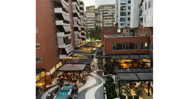 Restaurant 82 m² dans Tirana, Albanie