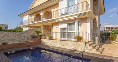 Reihenhaus in Cambrils, Spanien