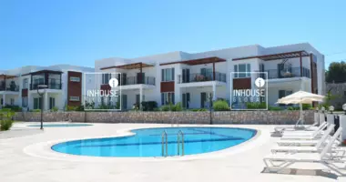 Villa Villa de 3 habitaciones con Compra de propiedades, con Nacionalidad, con Intervyu Interviewen Bodrum, Turquía