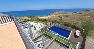 Apartamento 6 habitaciones en Agios Amvrosios, Chipre del Norte