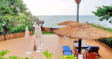 2 bedroom apartment in Na Kluea, Thailand