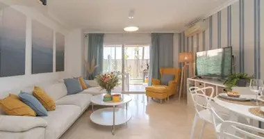 Apartamento 4 habitaciones en Mijas, Španjolska