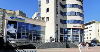 Propriété commerciale 325 m² dans Minsk, Bélarus