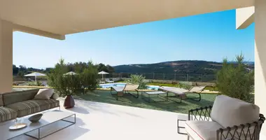2 bedroom apartment in Estepona, Spain