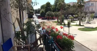 Apartamento 4 habitaciones en Viareggio, Italia