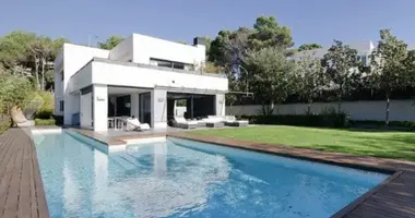 Villa in Sant Vicenc de Montalt, Spanien