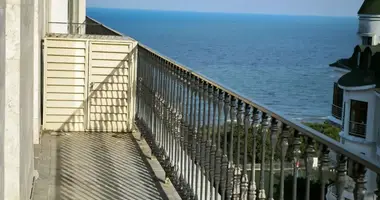 2 room apartment in Odesa, Ukraine