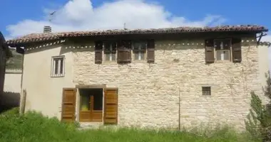 Dom 6 pokojów w Terni, Włochy