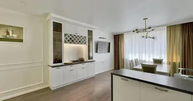 Wohnung 5 zimmer in Minsk, Belarus