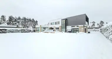 Dom 6 pokojów w Dzilnuciems, Łotwa
