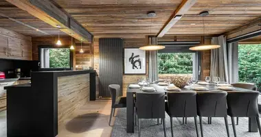 Chalet 5 bedrooms in Megeve, France