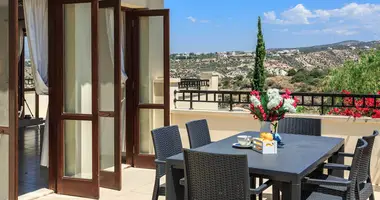 2 bedroom apartment in Kamares, Cyprus