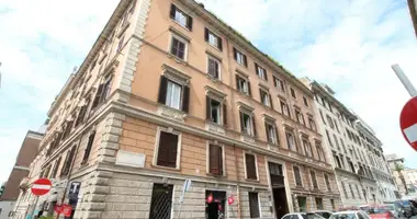 2 habitaciones en Roma, Italia