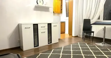 Mieszkanie 1 pokój w Warszawa, Polska