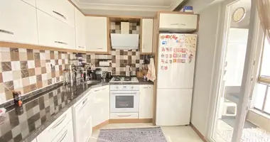 Bliźniak 3 pokoi w Ilvan Sokak, Turcja